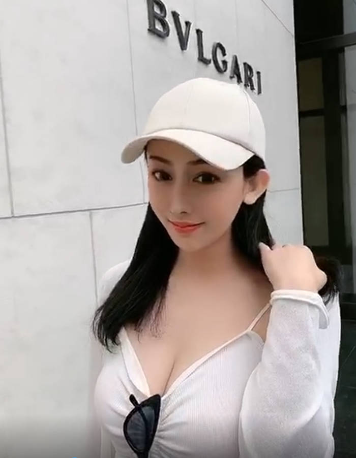 新加坡模特陪游